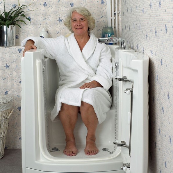 Installer une baignoire à porte à Rennes