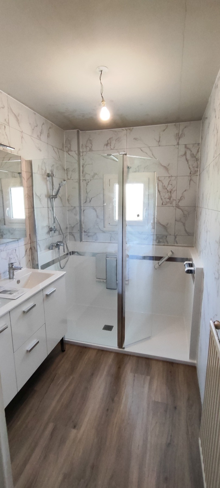 douche DELAPORTE Marie Noelle et Loic