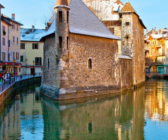 Installer un monte-escalier à Annecy