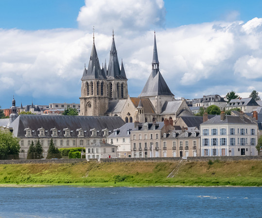 Installer une baignoire à porte à Blois