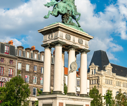 Installer un monte-escalier à Clermont-Ferrand