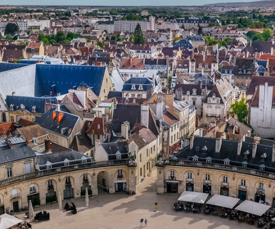 Les aides au maintien à domicile à Dijon