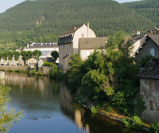 Remplacer sa baignoire par une douche senior à Lons-le-Saunier