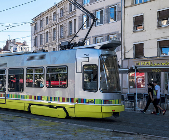 Les aides au maintien à domicile à Saint-Étienne