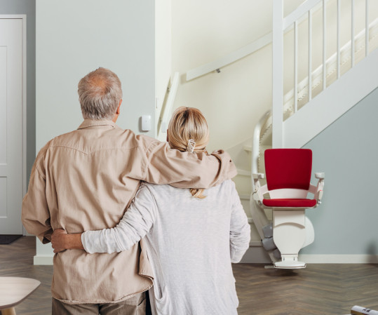 transformer vos escaliers avec un monte escalier