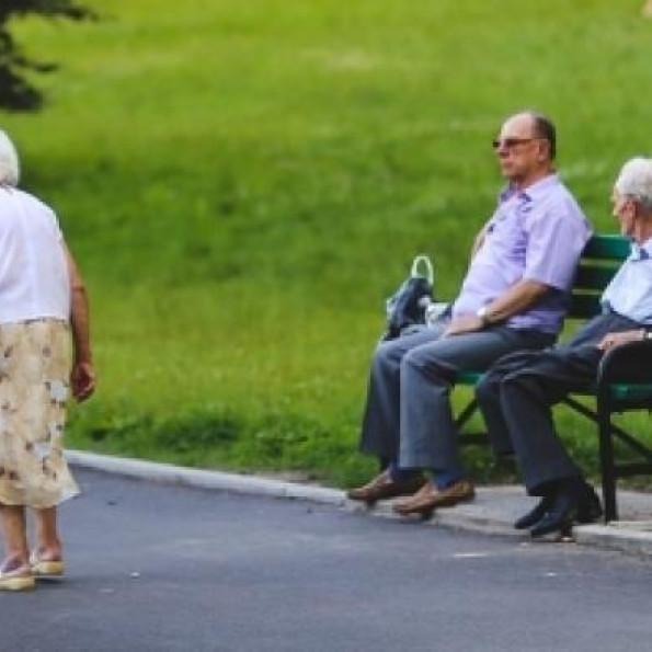 Personnes âgées : éduquer pour prévenir les chutes