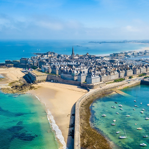 Installer une baignoire à porte en Bretagne