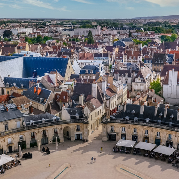 Les aides au maintien à domicile à Dijon