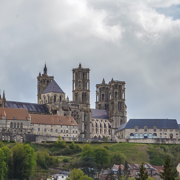 Les aides au maintien à domicile à Laon