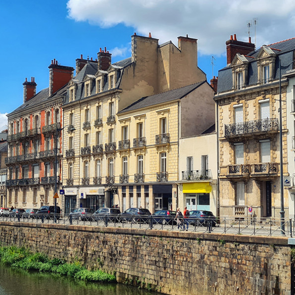 Installer une baignoire à porte à Rennes