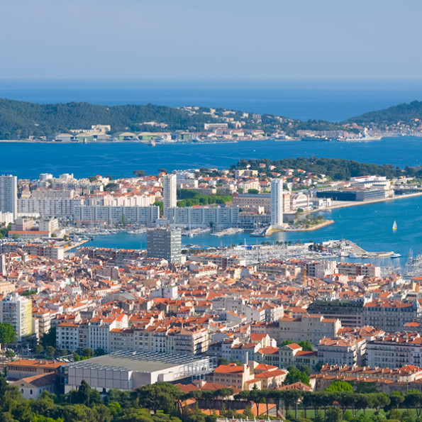 Installer une baignoire à porte à Toulon