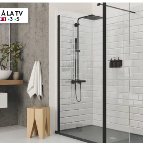 Photo de douche accessible sénior et PMR